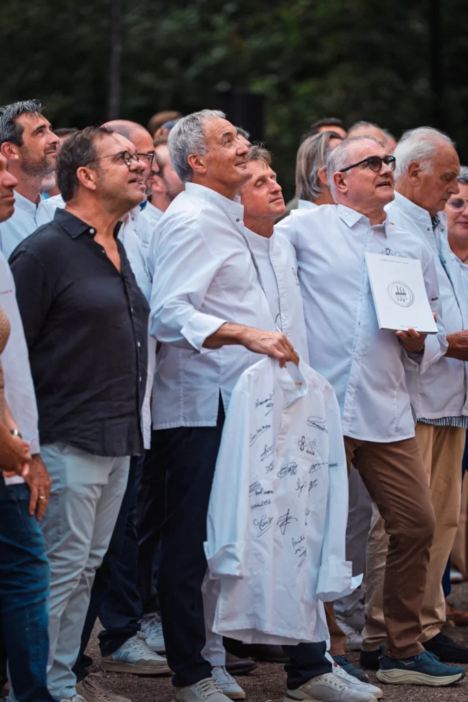 Les regards pendant la célébration