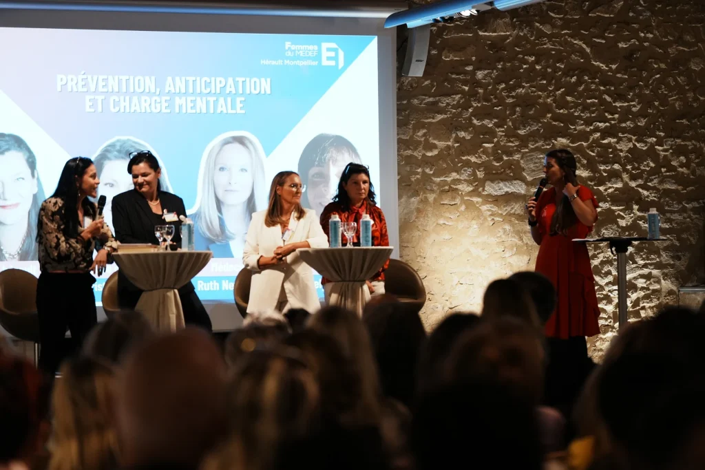Vue d’ensemble de la table ronde, Femmes du Medef à Verchant