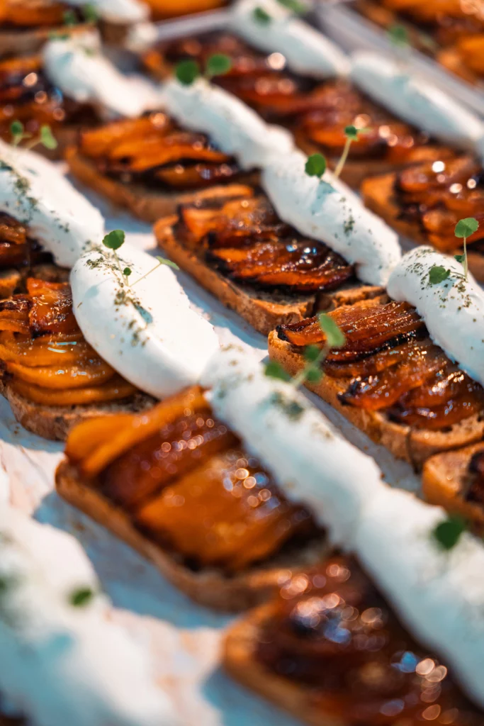 La création · Les tartines après le dressage en équipe