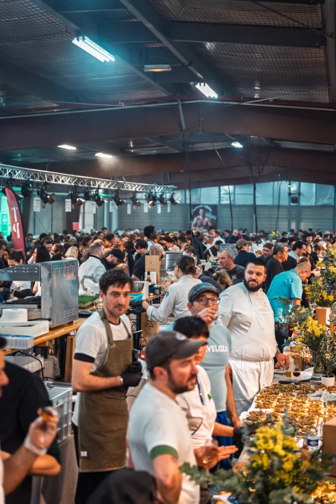 La soirée autour des tables