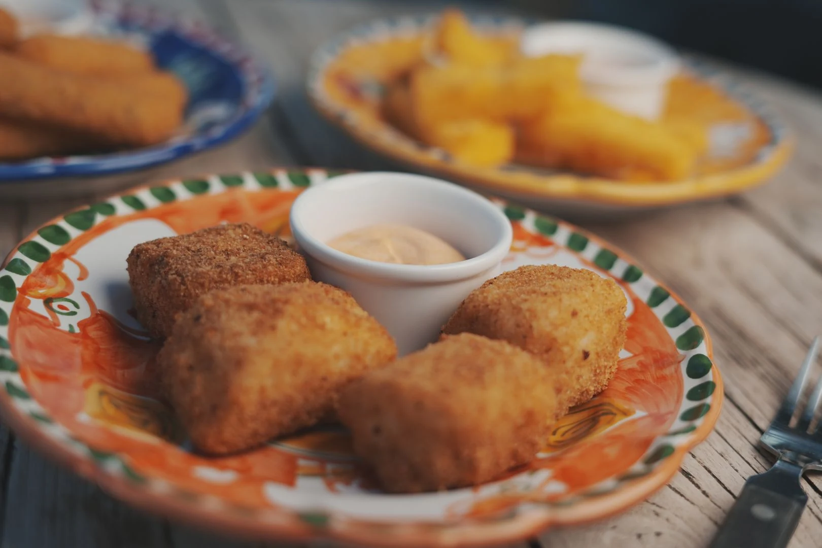 Bouchées dorées et sauce — La Terrazza